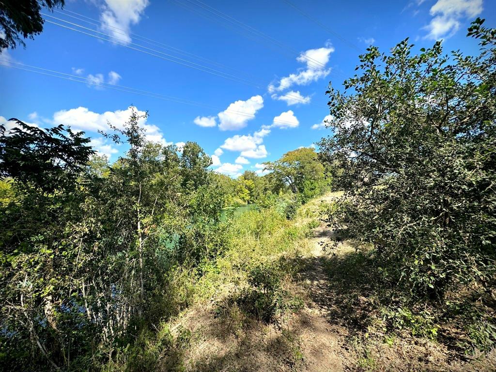 4194 Se River Road Property Photo 24