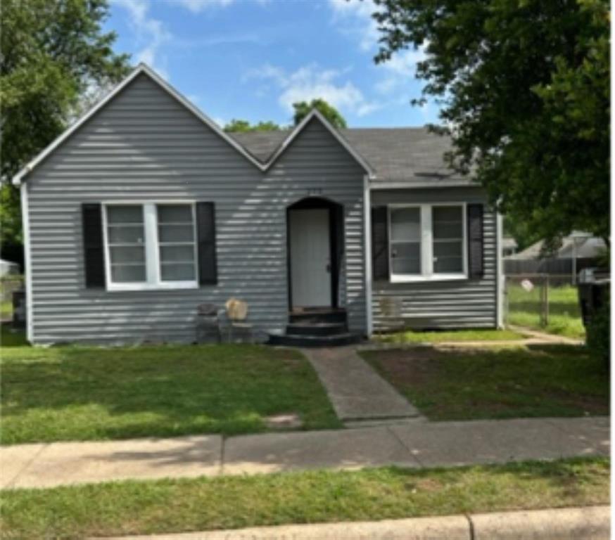 223 Edwards Street Property Photo 1