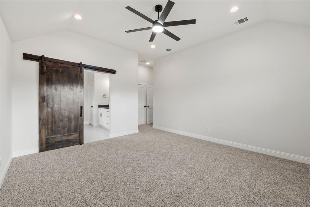 102 Maverick Trail Property Photo 17