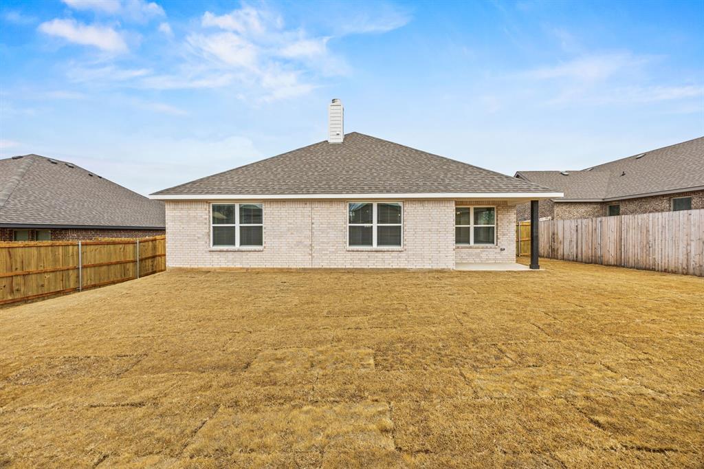 102 Maverick Trail Property Photo 28