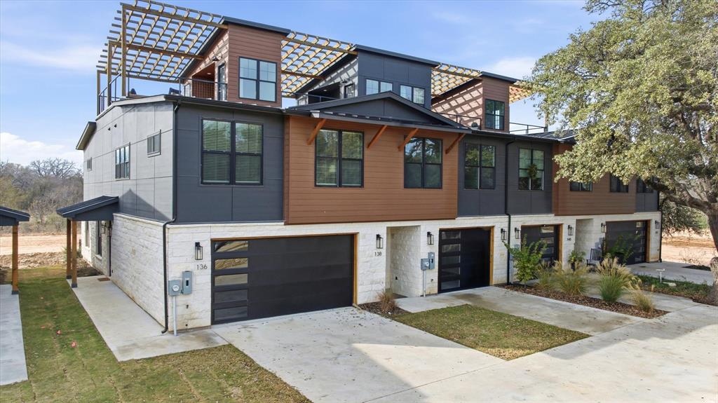 138 Clark Property Photo 1