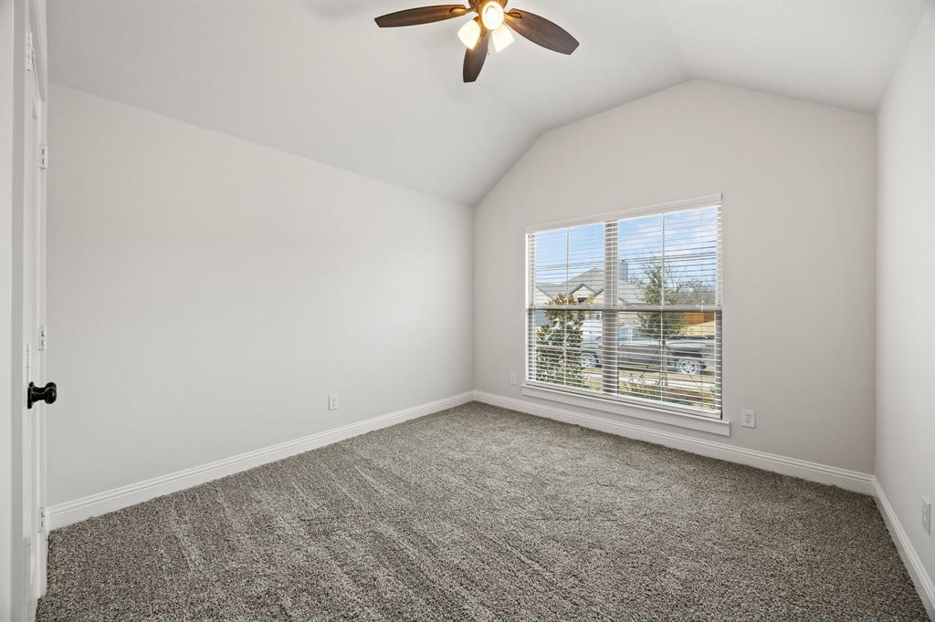 104 Maverick Trail Property Photo 23