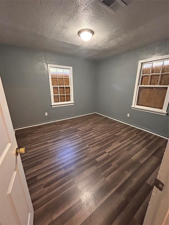 4251 Rightway Avenue Property Photo 4