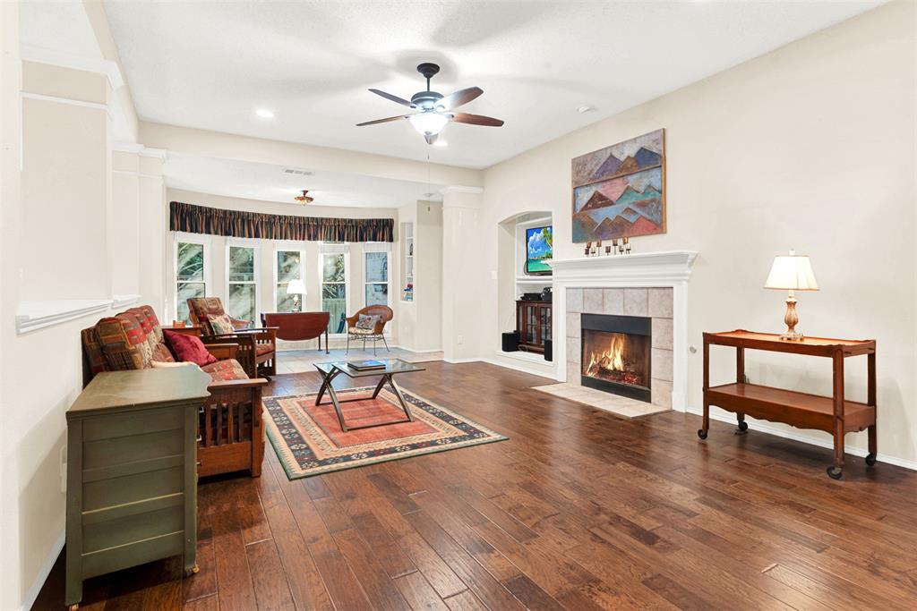 5410 Nueces Bay Drive Property Photo 2