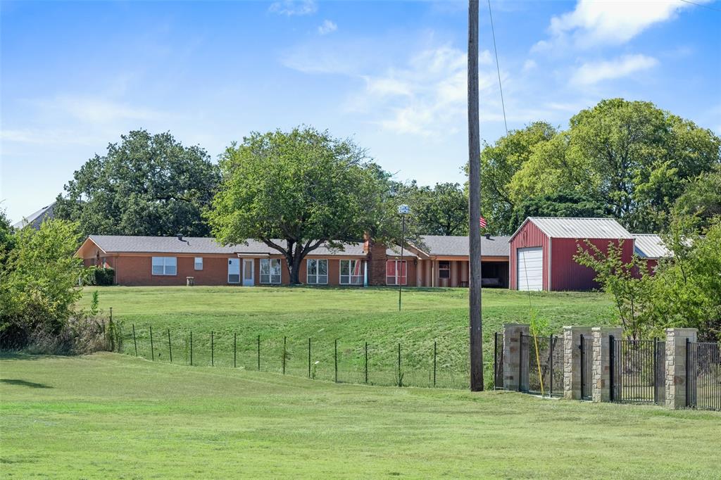 3055 Midway Road Property Photo 1