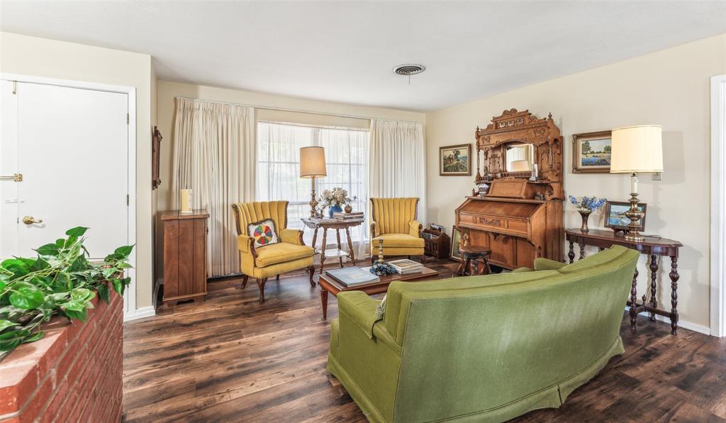 3055 Midway Road Property Photo 12