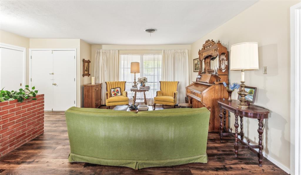 3055 Midway Road Property Photo 13