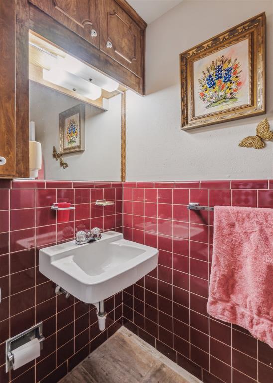 3055 Midway Road Property Photo 19