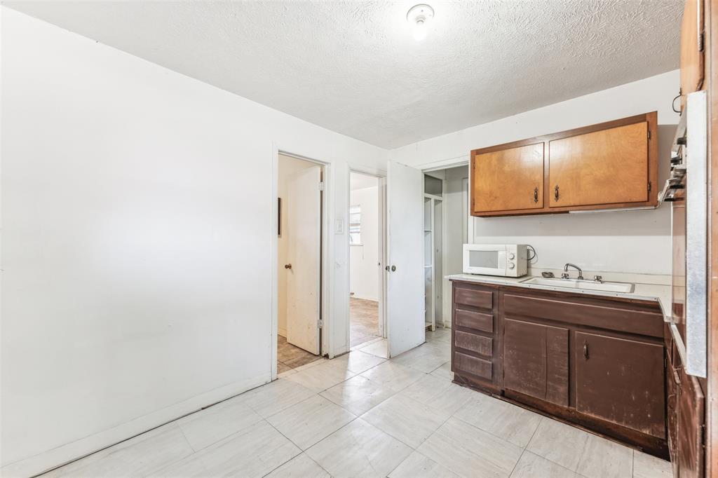 3055 Midway Road Property Photo 35