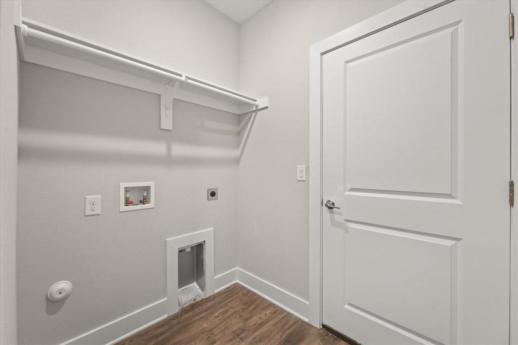 3600 Aaron Place Property Photo 12