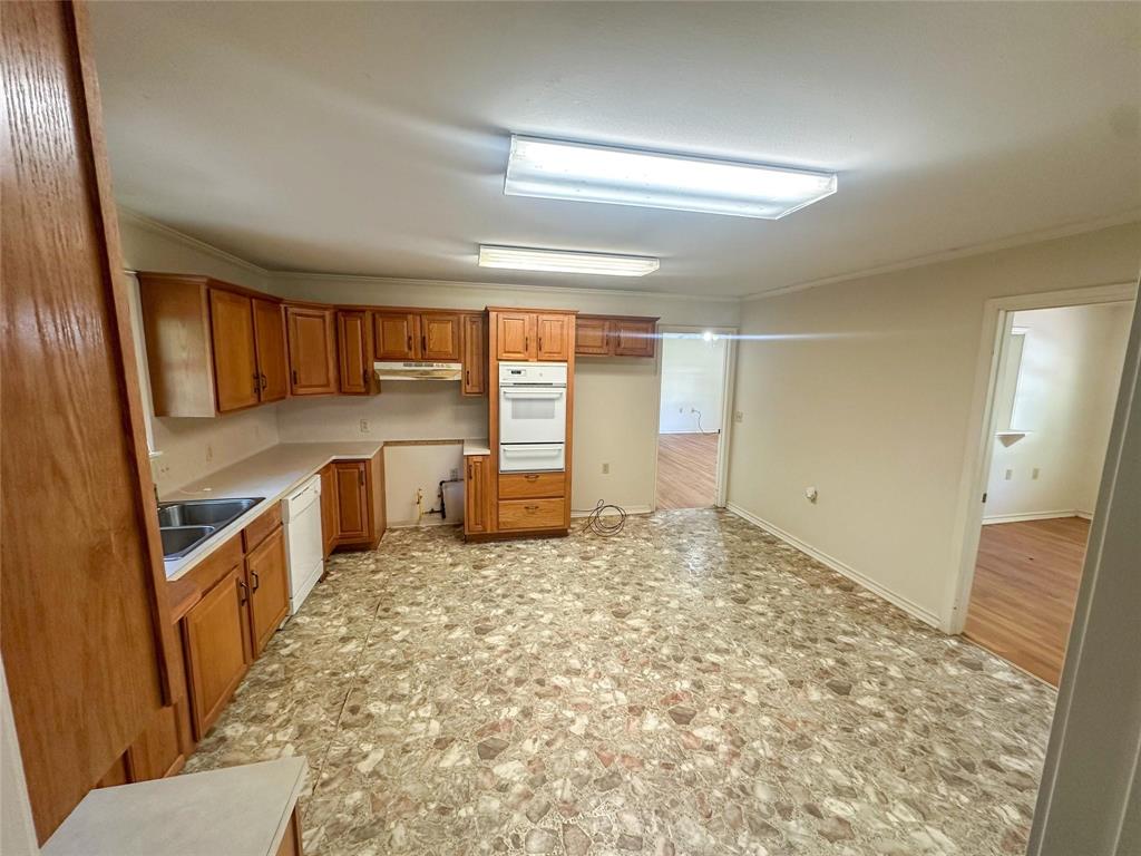 894 Percy Burns Road Property Photo 8