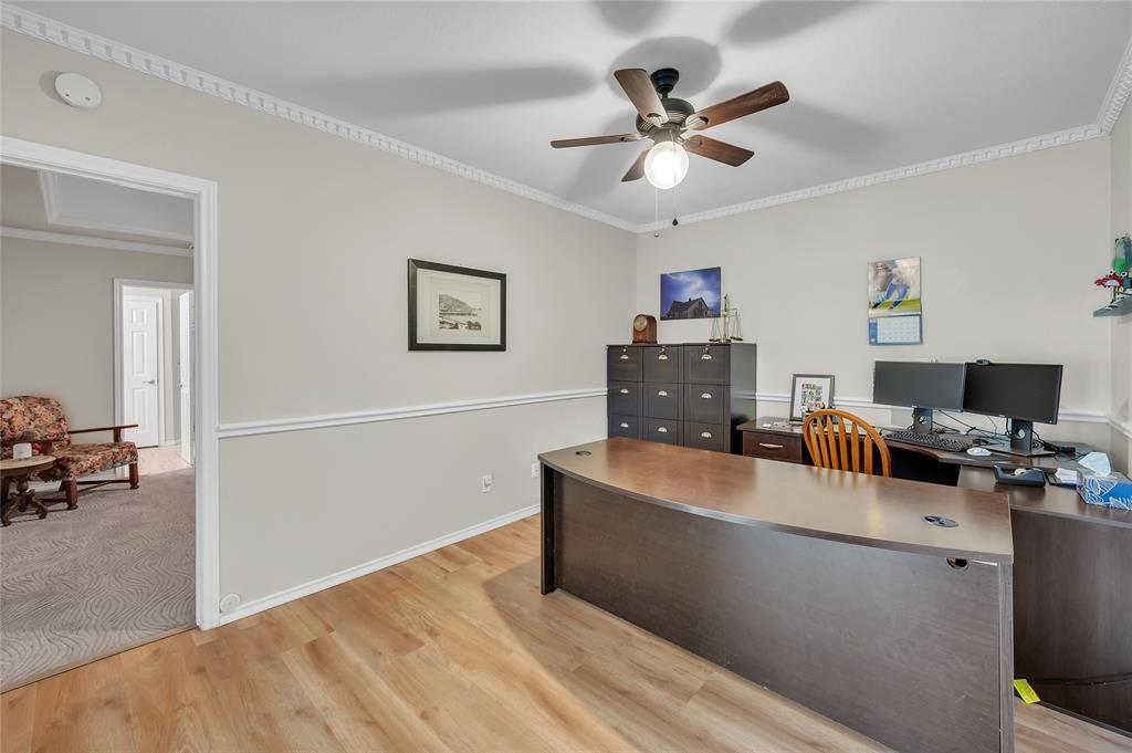 1800 Hampton Drive Property Photo 5