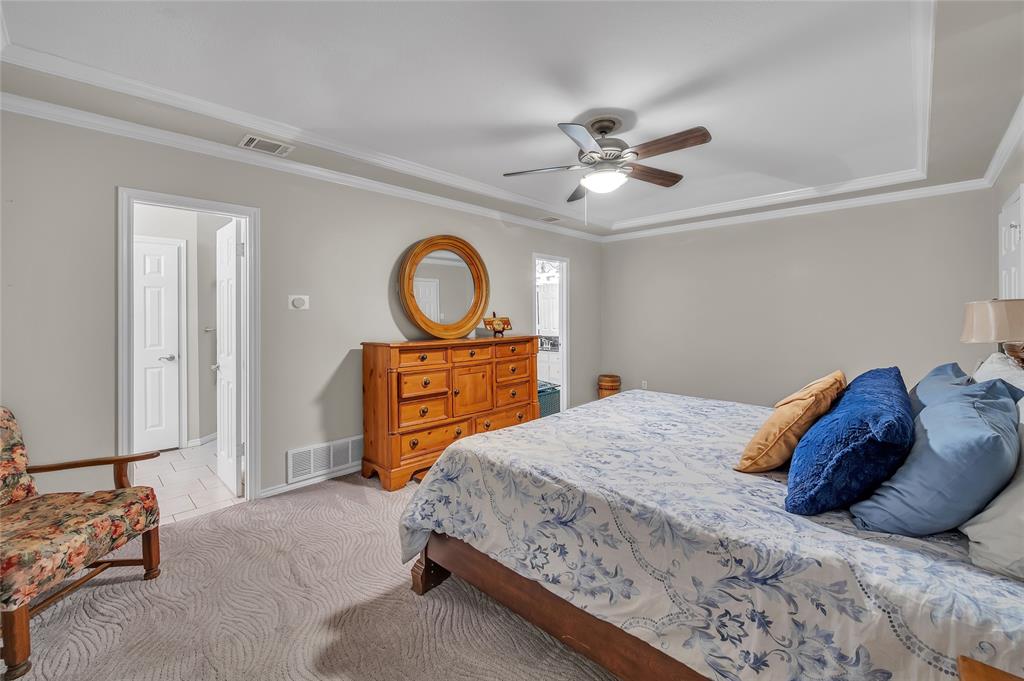 1800 Hampton Drive Property Photo 13