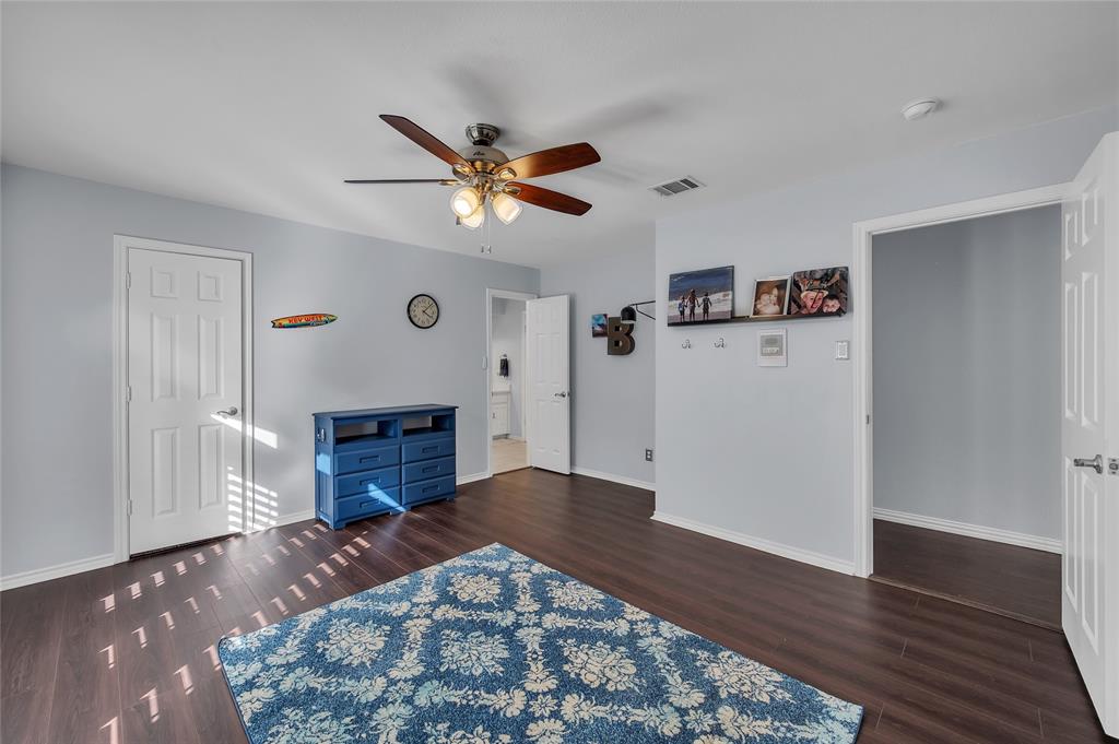 1800 Hampton Drive Property Photo 20