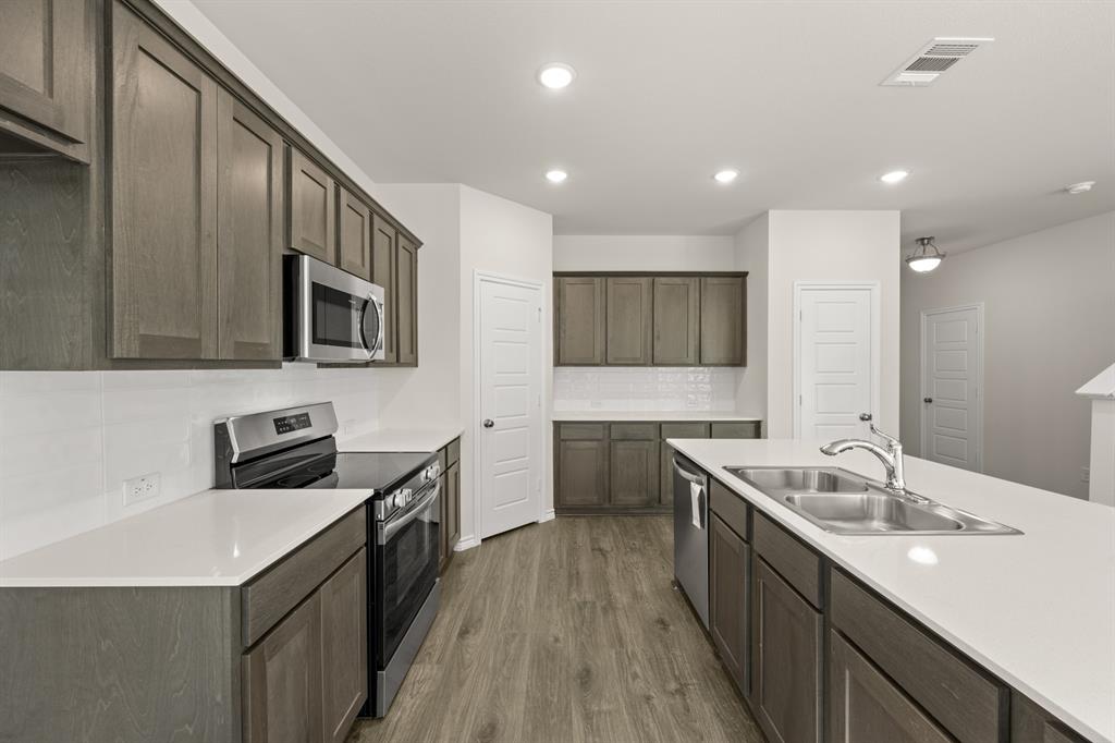 509-511 Mockingbird Lane Property Photo 11