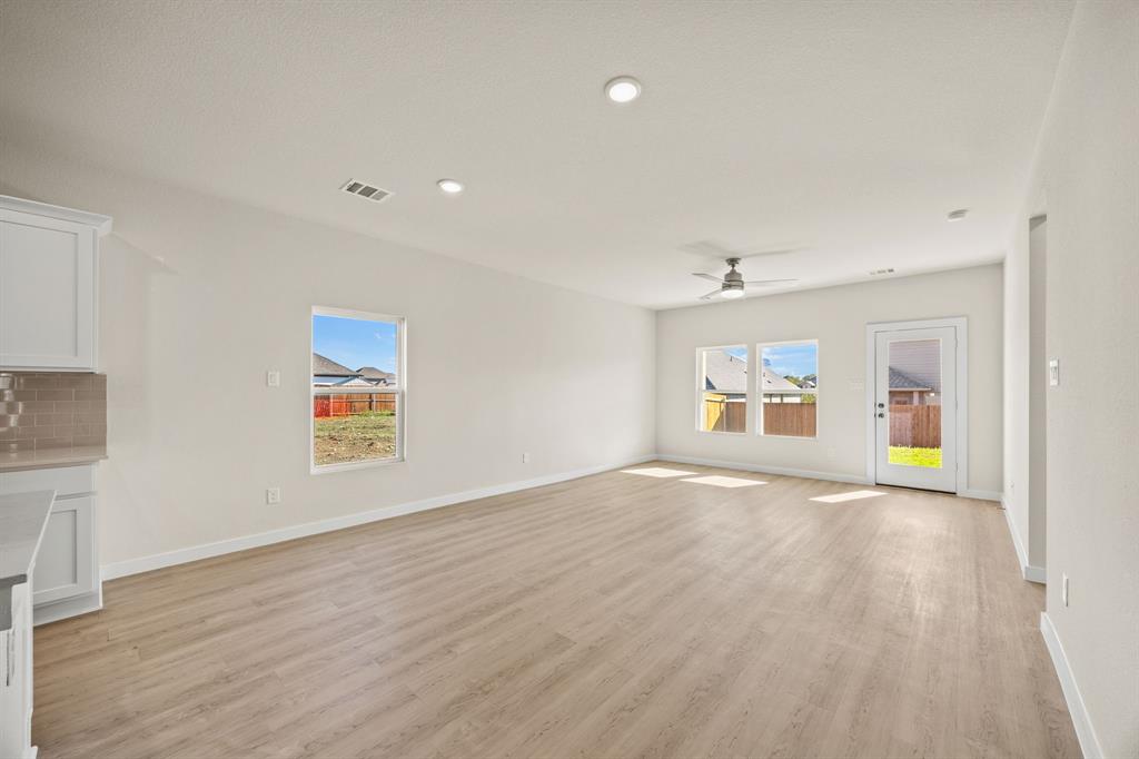 1048 Miraverde Trail Property Photo 3