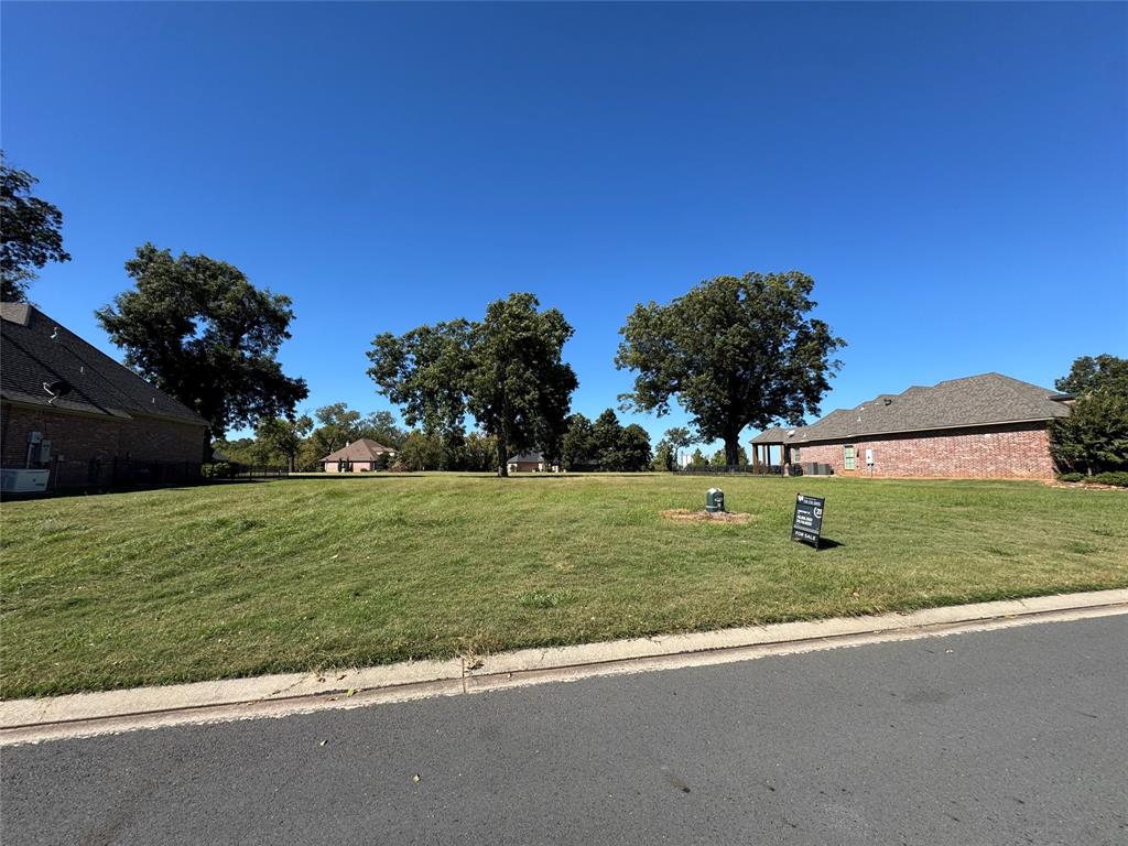 0 W Bevly Property Photo 4