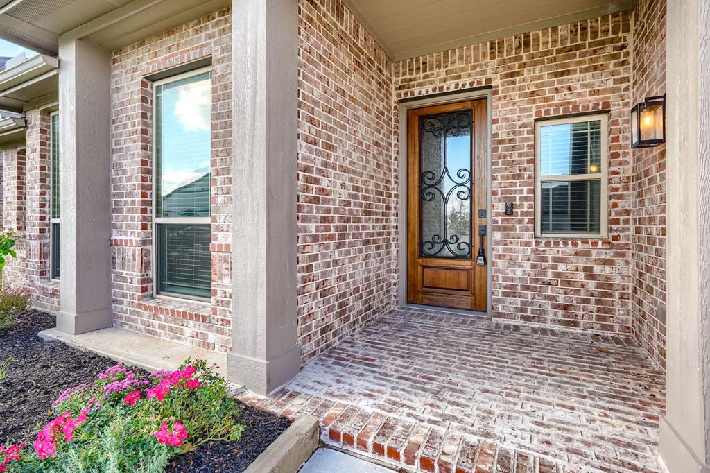 5010 Huffines Boulevard Property Photo 1