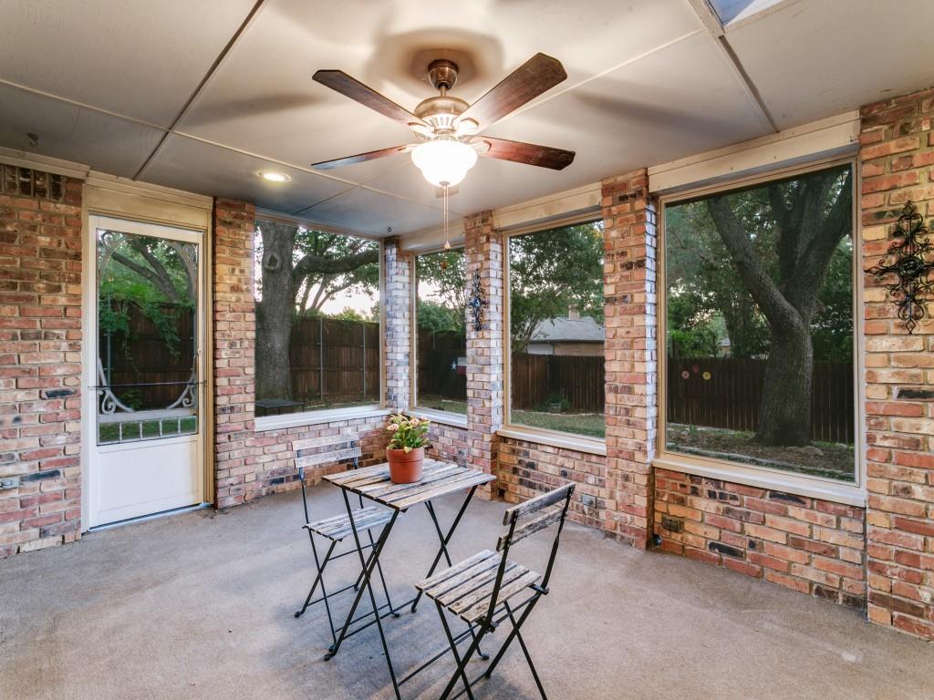 905 Summer Trail Property Photo 32