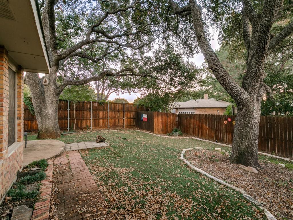 905 Summer Trail Property Photo 35