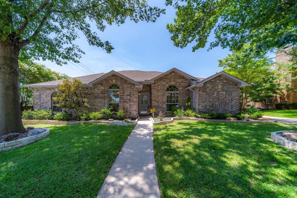 8518 Bridgewater Drive Property Photo 1