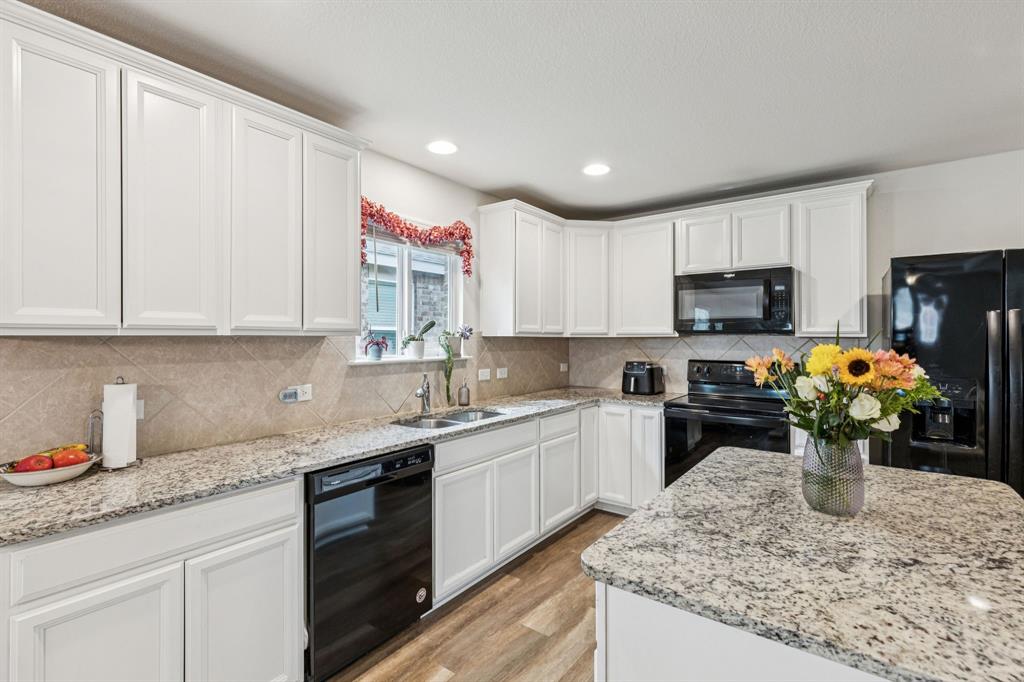 1207 Perrin Drive Property Photo 5