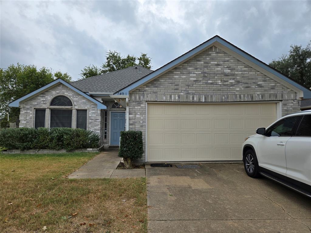 1401 Mockingbird Lane Property Photo 1