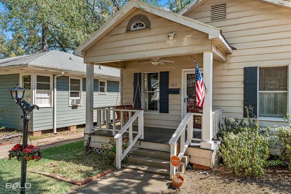 3853 Maryland Avenue Property Photo 8
