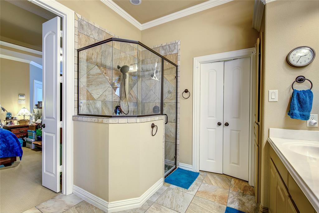 1066 Canyon Lake Road Property Photo 16