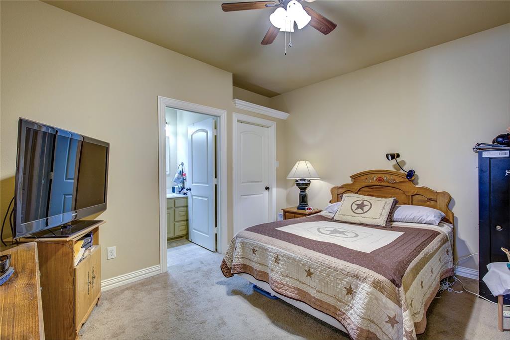 1066 Canyon Lake Road Property Photo 17