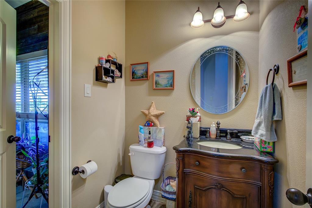 1066 Canyon Lake Road Property Photo 23