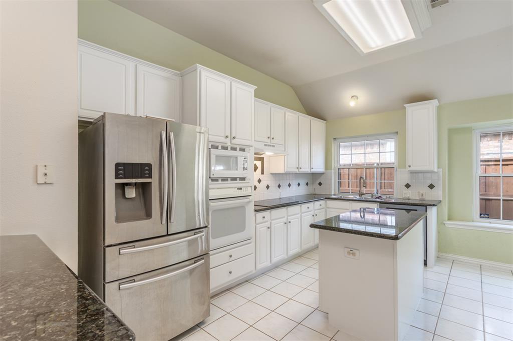 7813 Roaring Ridge Drive Property Photo 7