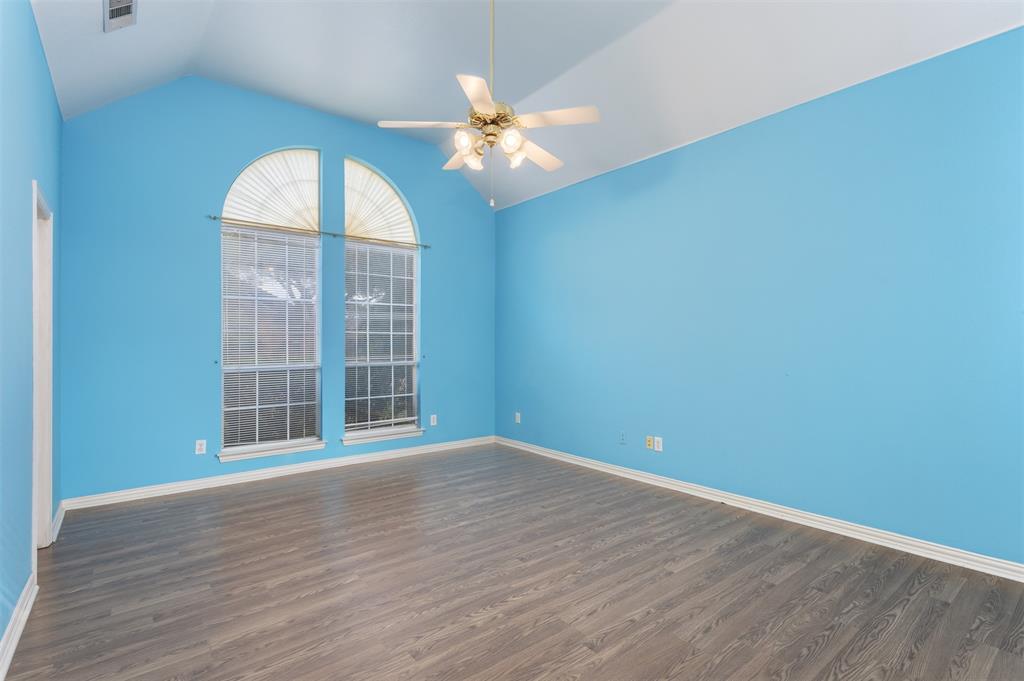 7813 Roaring Ridge Drive Property Photo 13