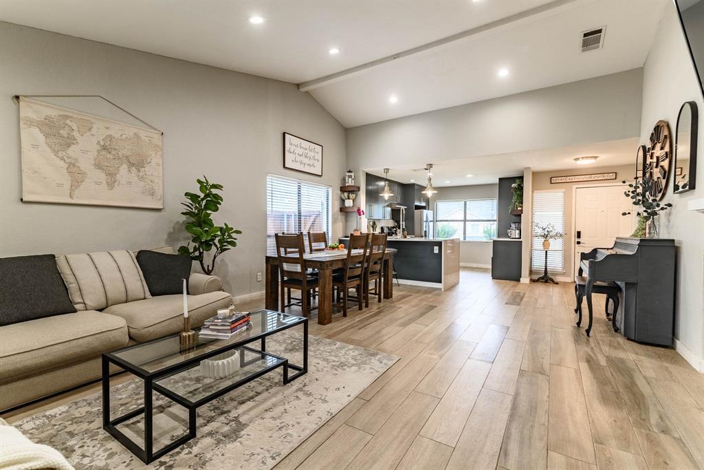 4156 Malone Avenue Property Photo 5