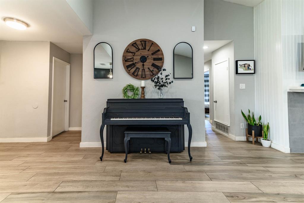 4156 Malone Avenue Property Photo 9