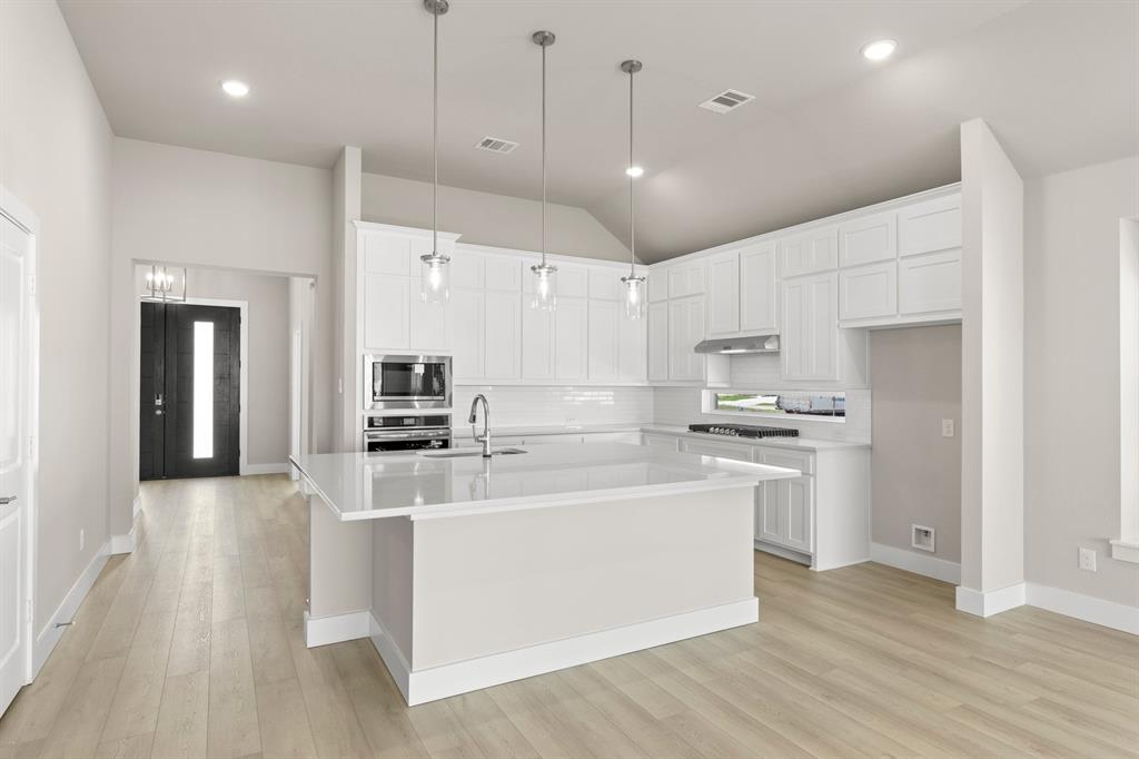 1516 Gramercy Drive Property Photo 19