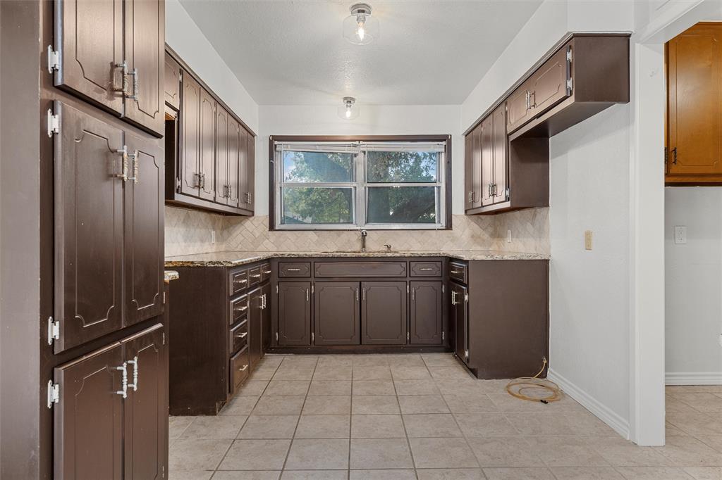 2624 Alvin Street Property Photo 20