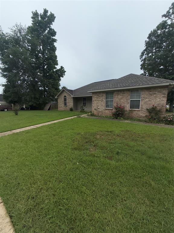 410 Cross Drive Property Photo 2