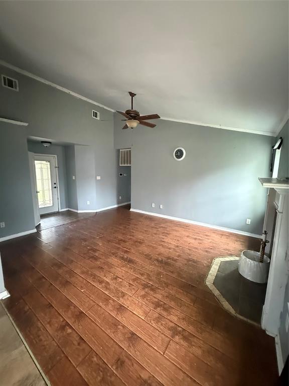 410 Cross Drive Property Photo 5