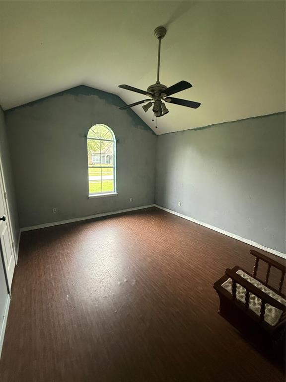 410 Cross Drive Property Photo 8