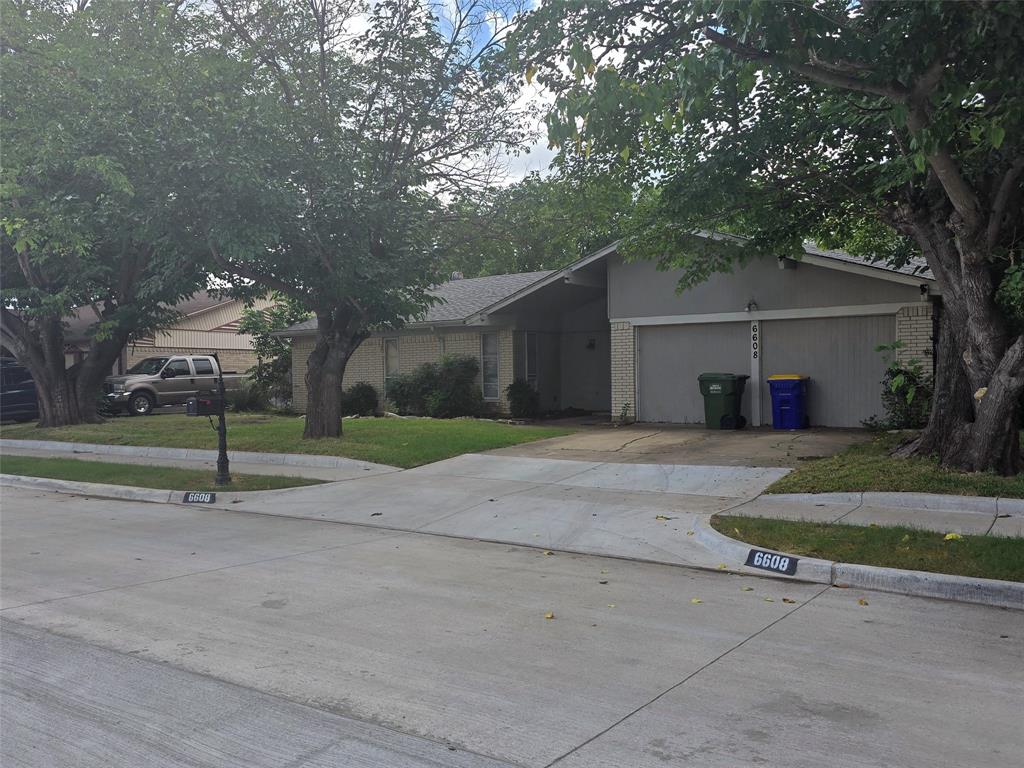 6608 Summertime Lane Property Photo 1