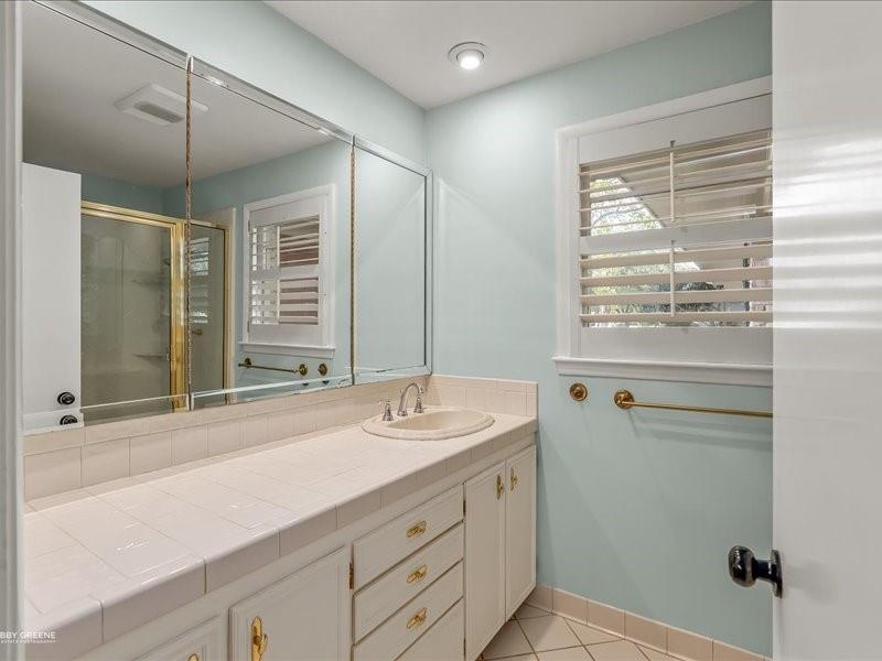 470 Pennsylvania Avenue Property Photo 13