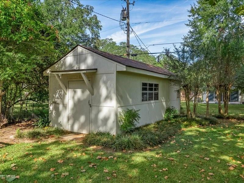 470 Pennsylvania Avenue Property Photo 23