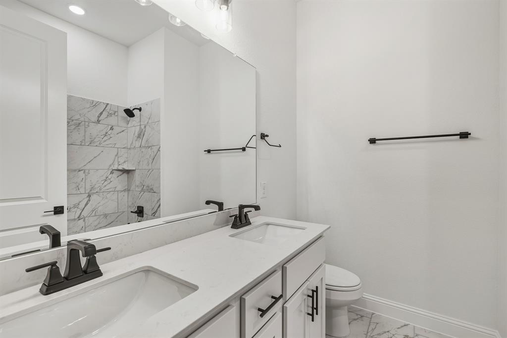 2433 Ainsdale Drive Property Photo 27