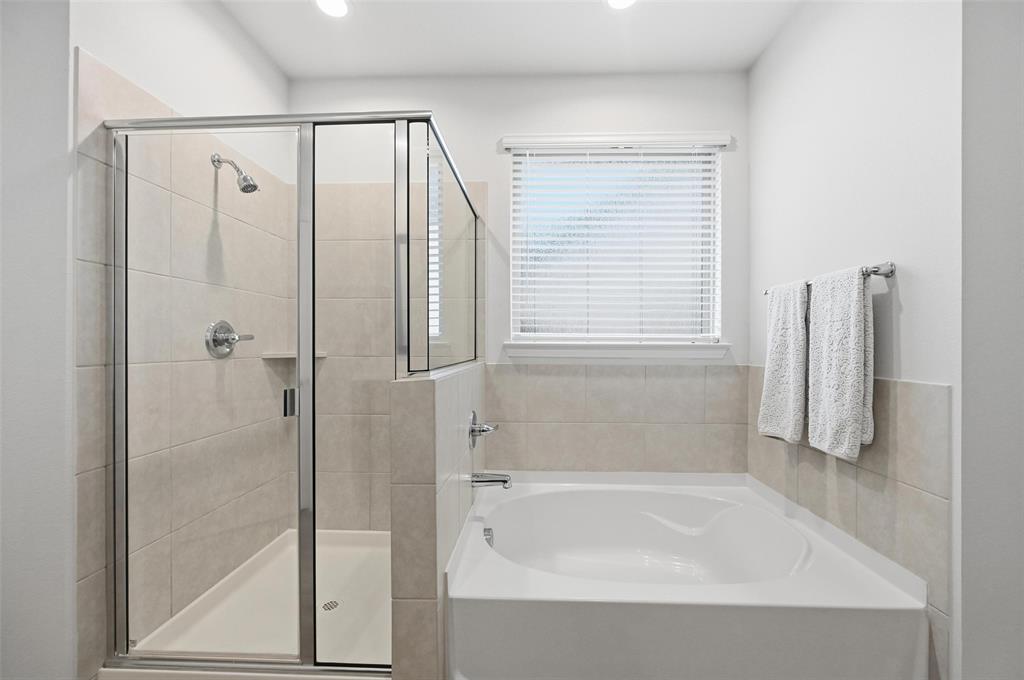 813 Comal Drive Property Photo 24
