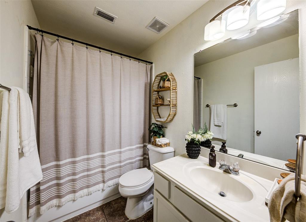 8817 King Ranch Drive Property Photo 20