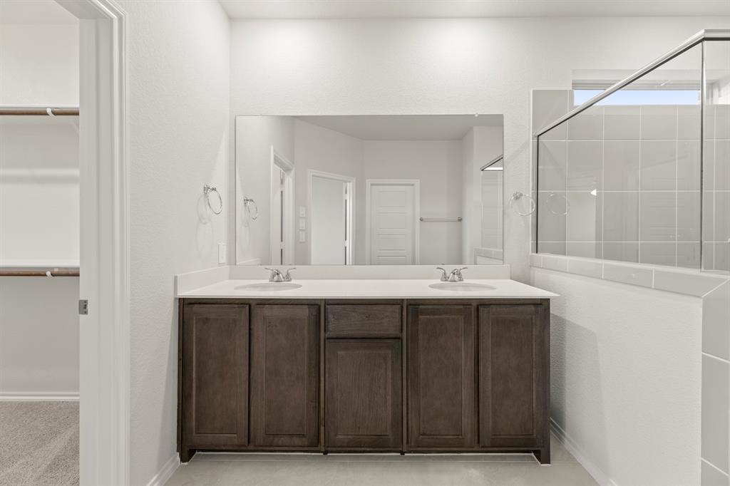 1700 Edgeway Drive Property Photo 16