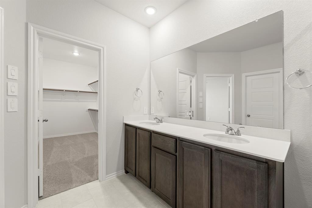 1700 Edgeway Drive Property Photo 18