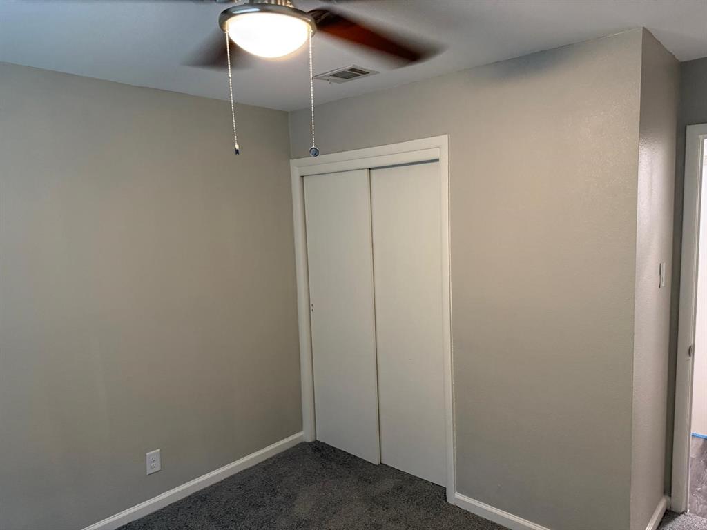 925 Bluewood Drive Property Photo 13