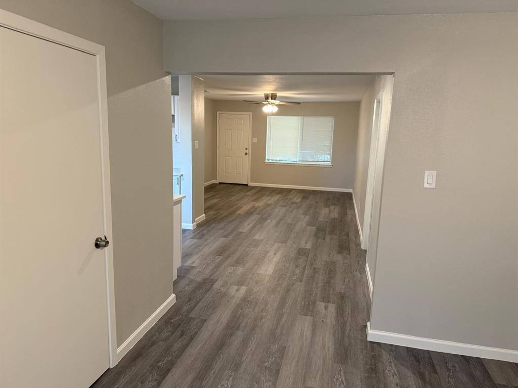 925 Bluewood Drive Property Photo 20